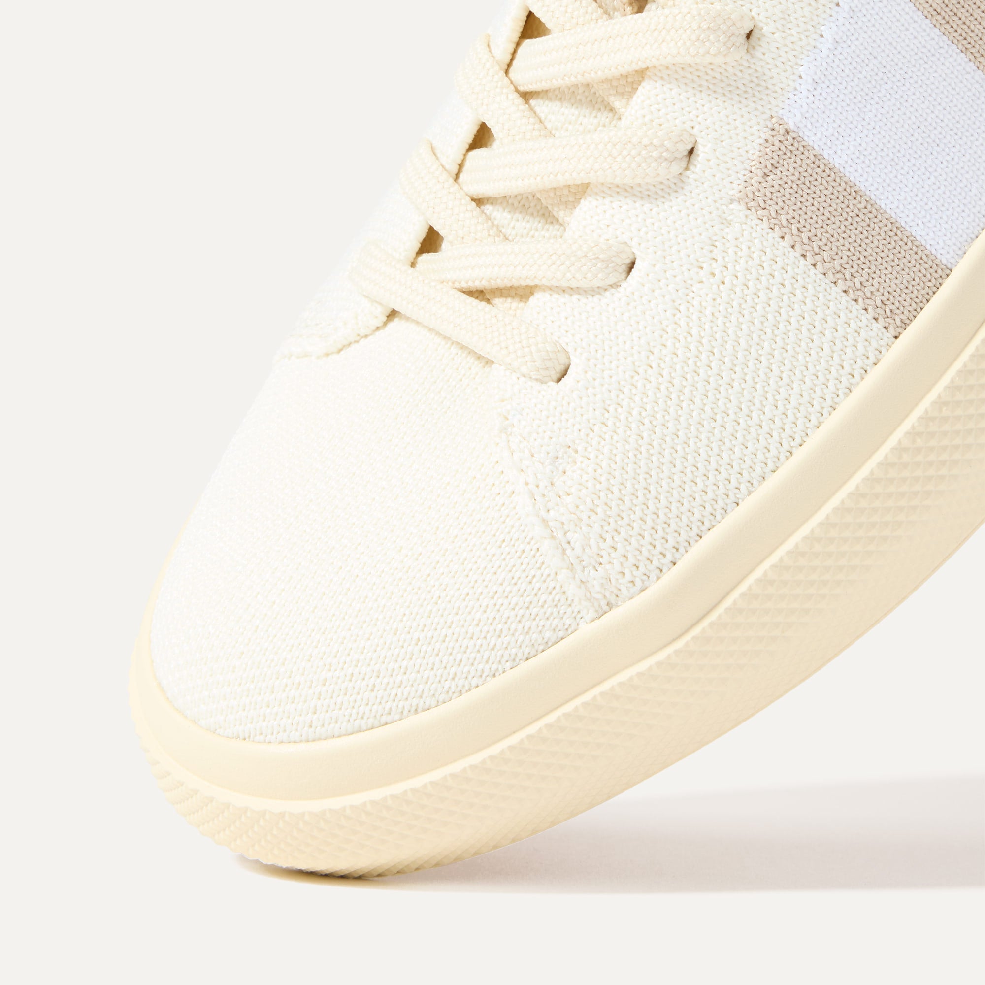The Women's RS02 Sneaker - Buff - 图片 7