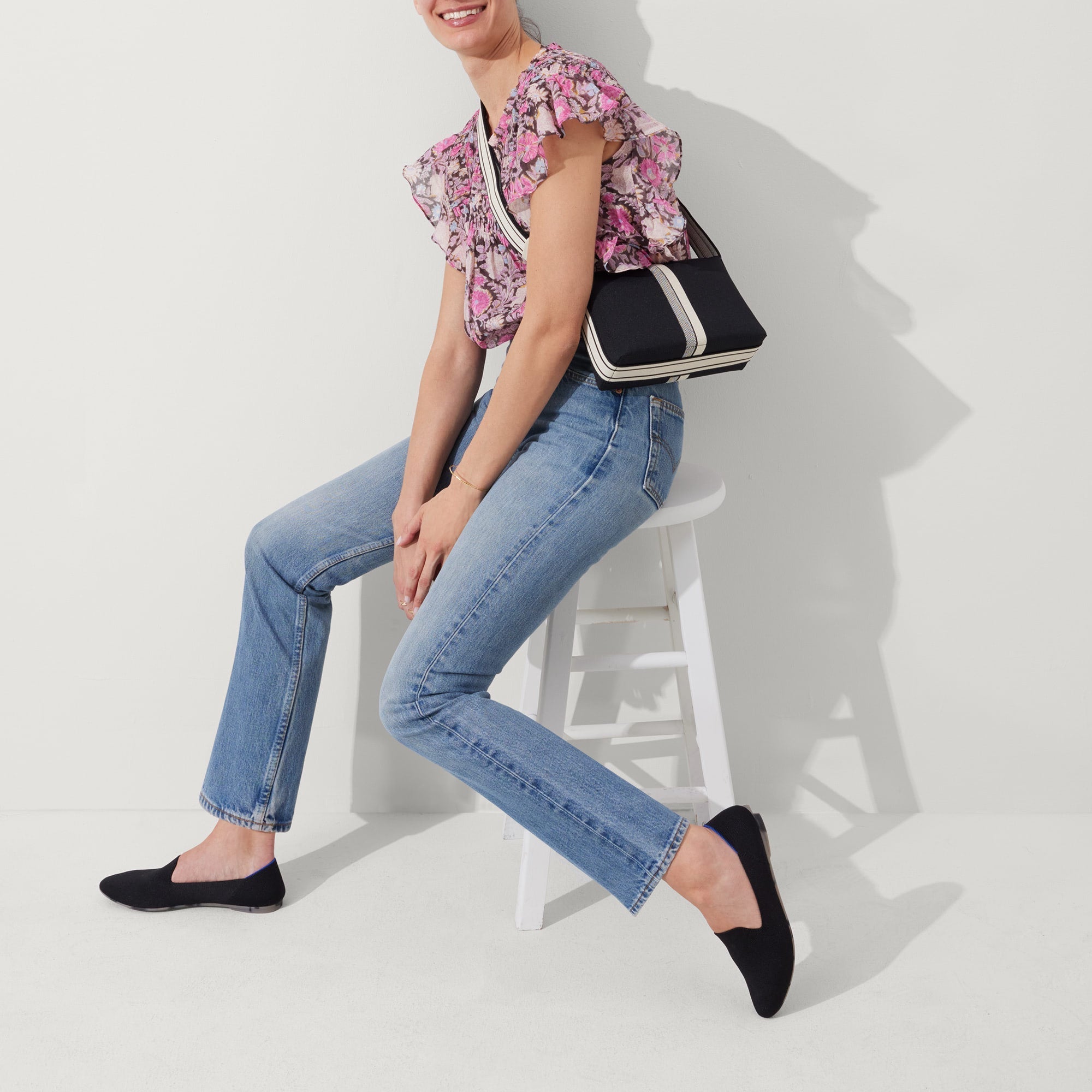The Casual Crossbody - Black and Ivory Stripe - 图片 4