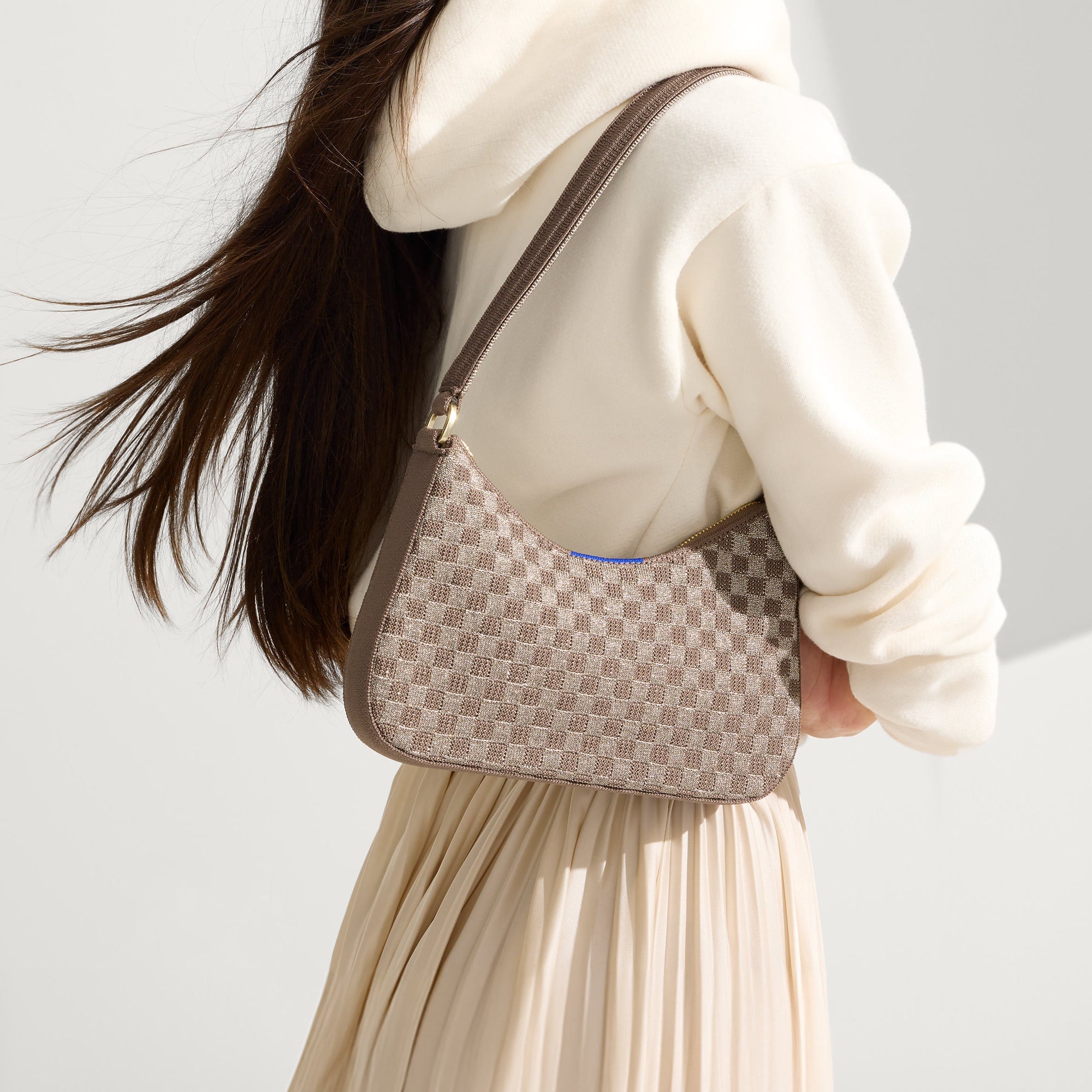 The Mini Shoulder Bag - Light Pewter - 图片 3