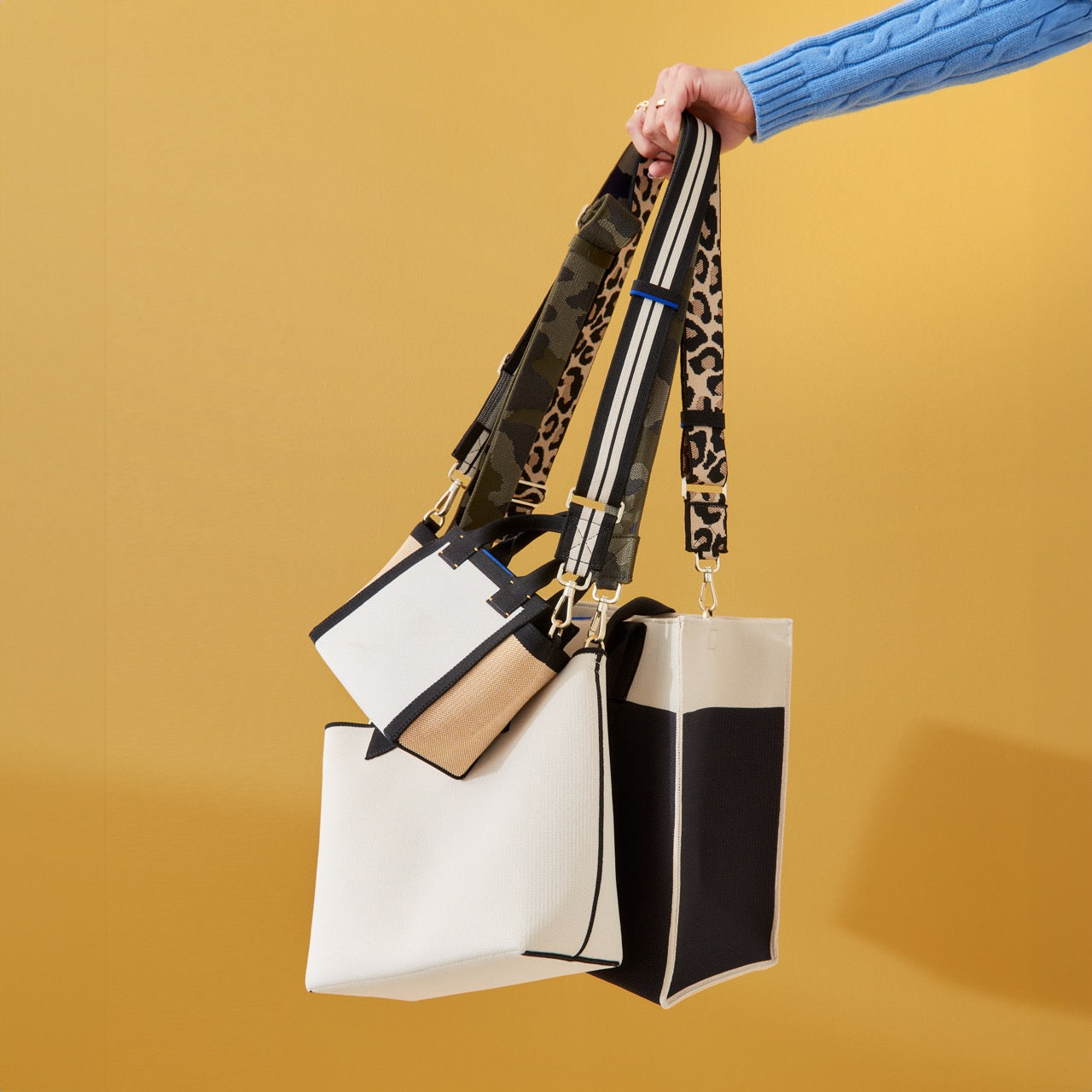 The Crossbody Strap - Black and White Stripe - 图片 5