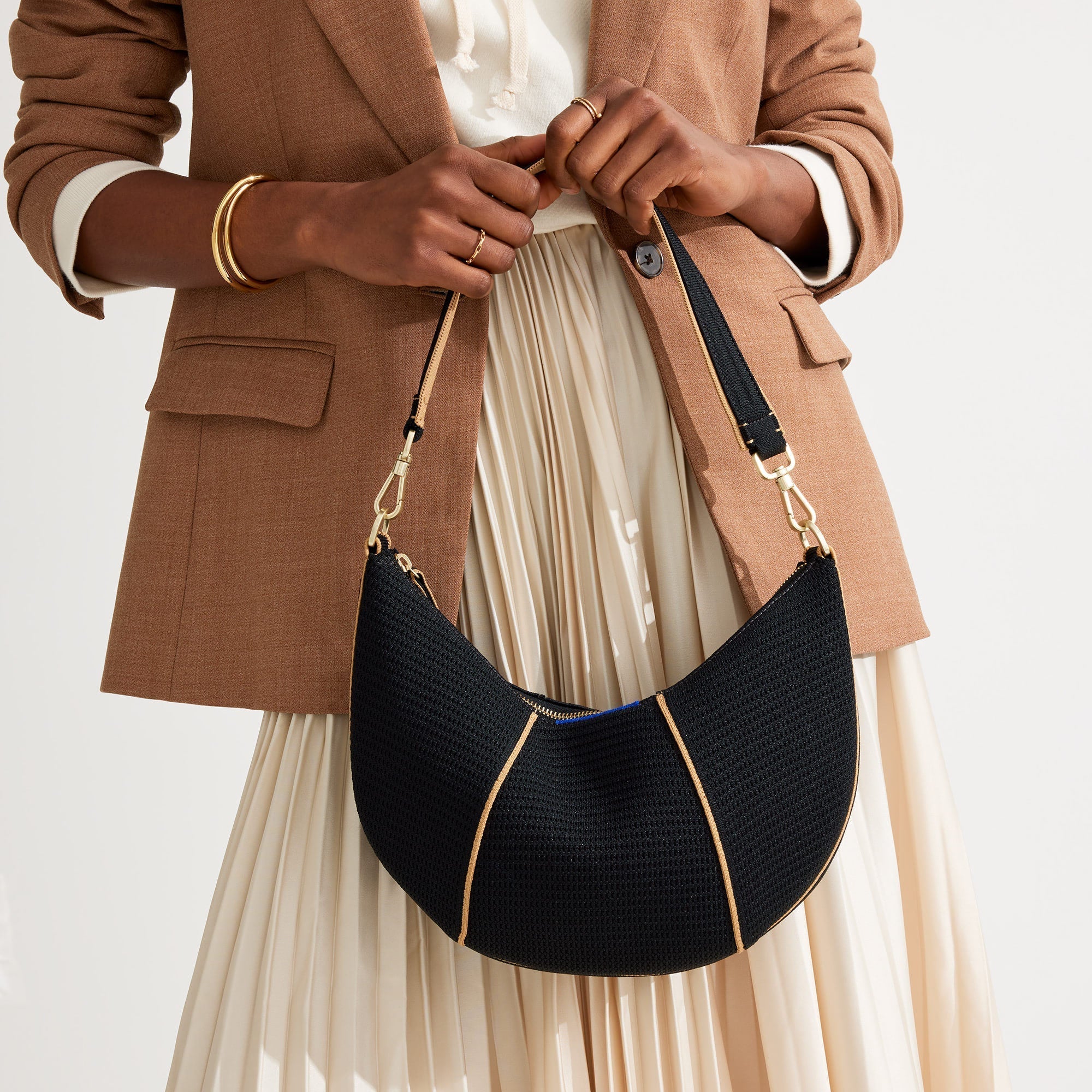 The Crescent Bag - Black - 图片 3