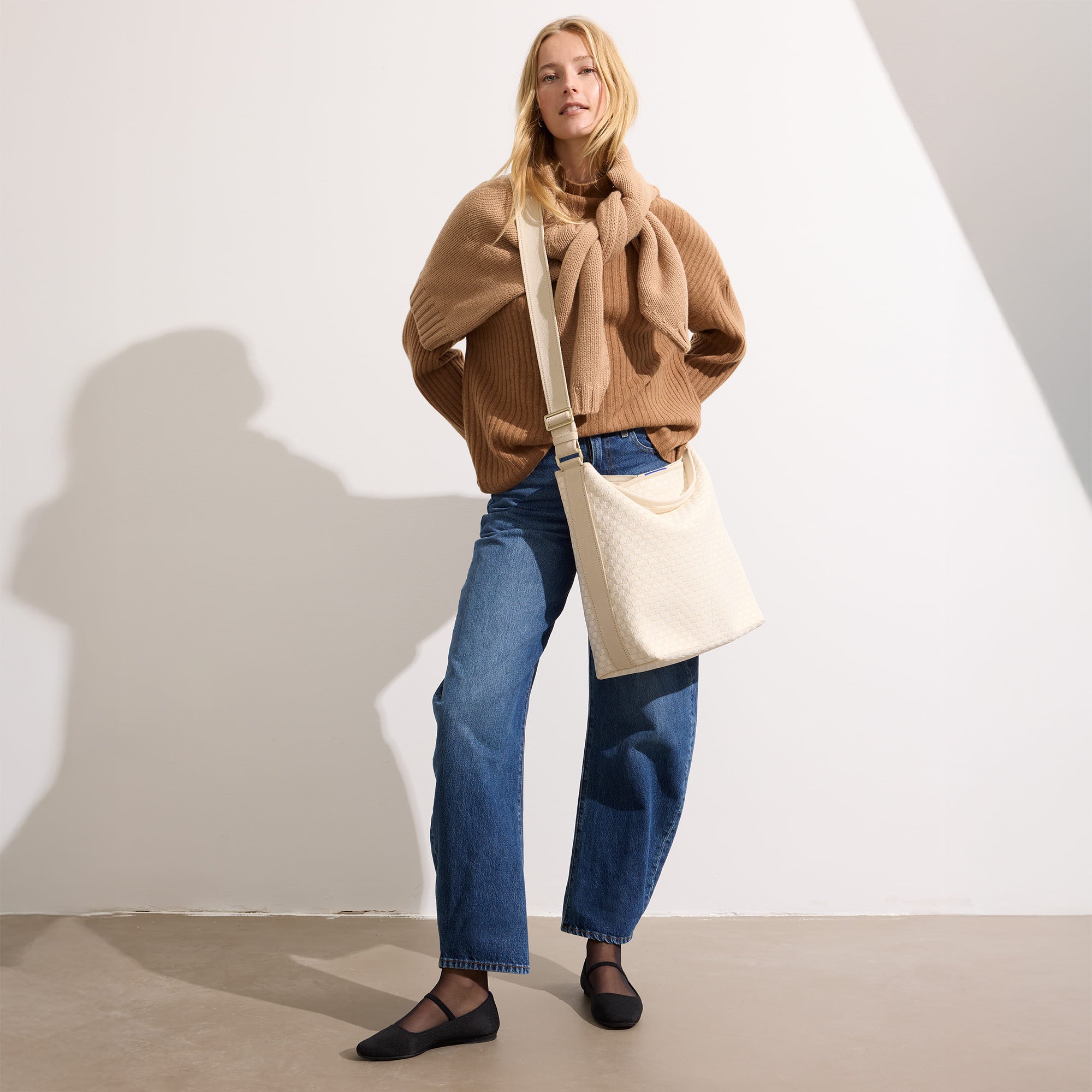 The Bucket Bag - White Sand - 图片 4