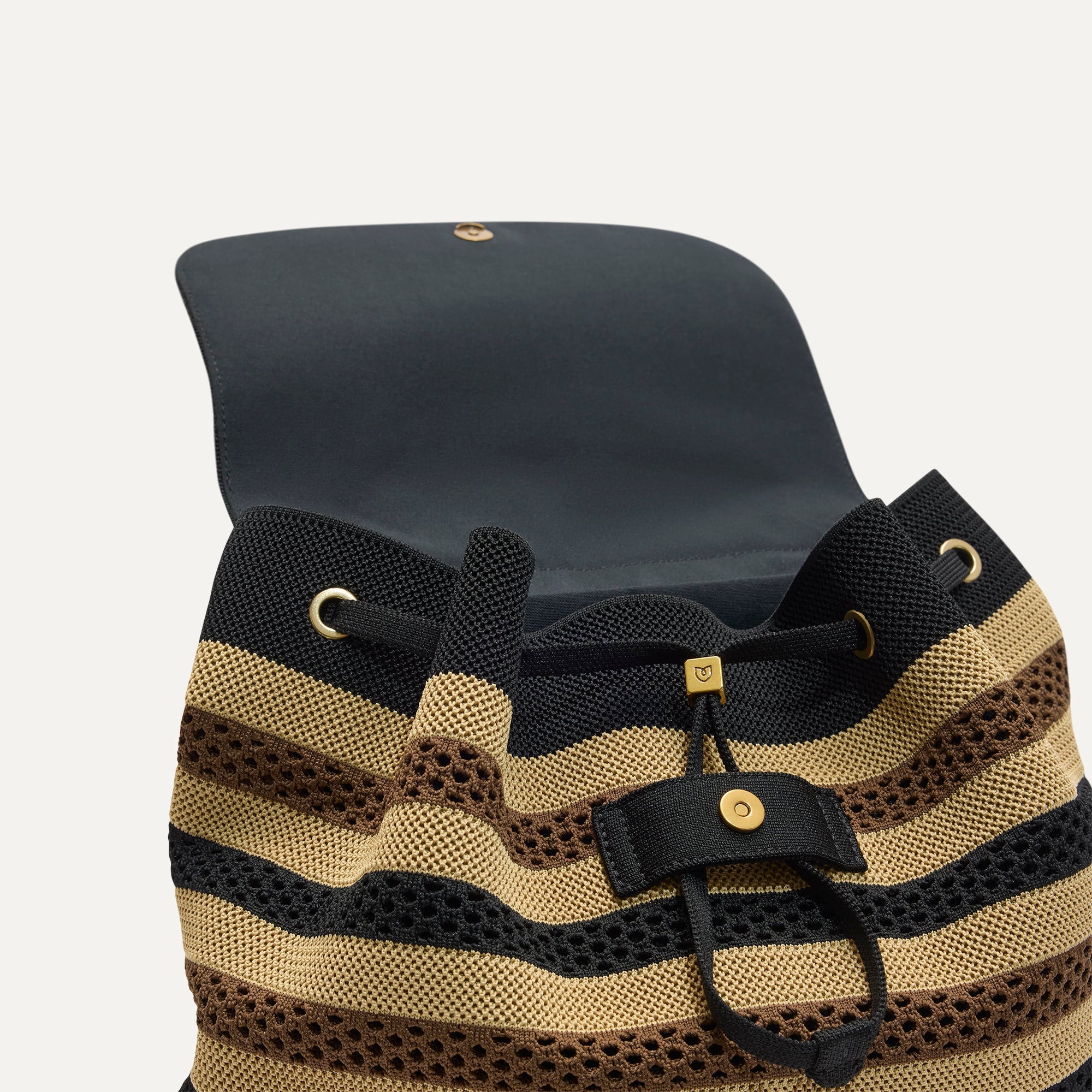 The Cinch Backpack - Mocha Stripe Crochet - 图片 4