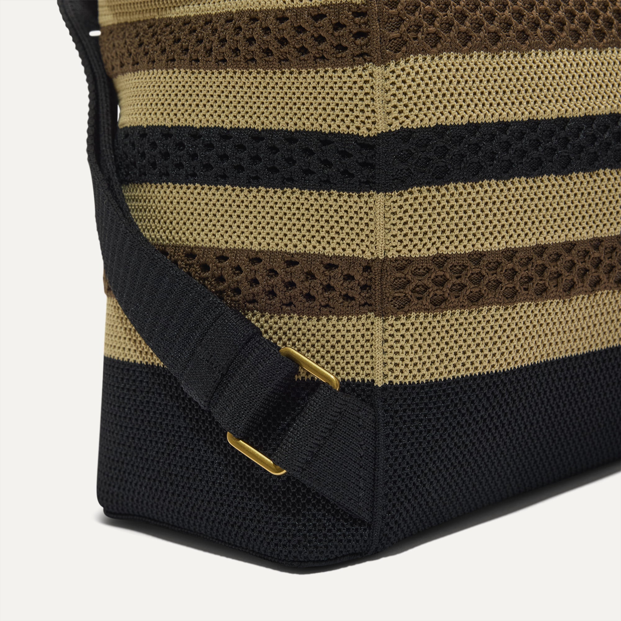 The Cinch Backpack - Mocha Stripe Crochet - 图片 5