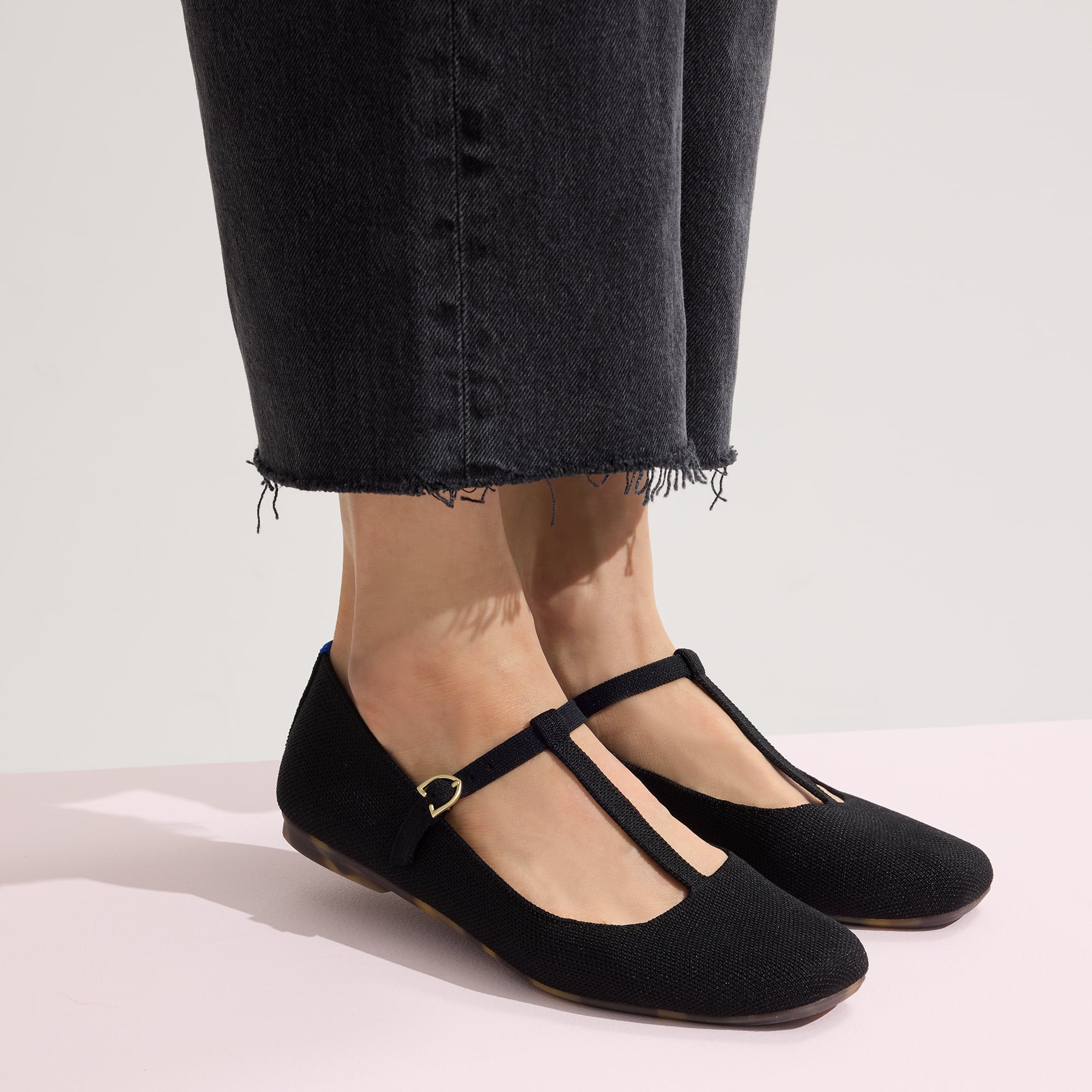 The T–Strap Mary Jane - Black - 图片 2