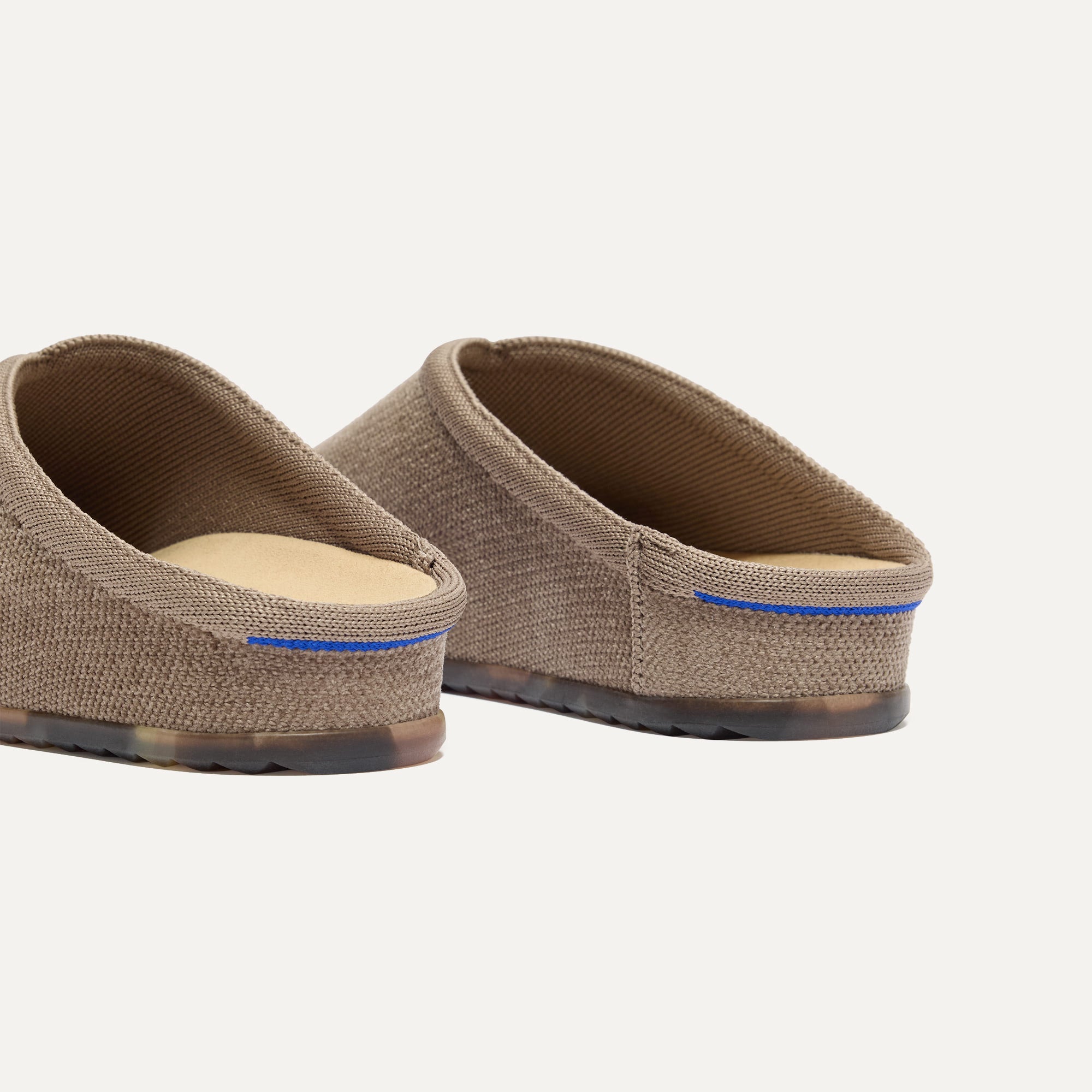 The ReVelvet™ Casual Clog - ReVelvet™ Portobello - 图片 5
