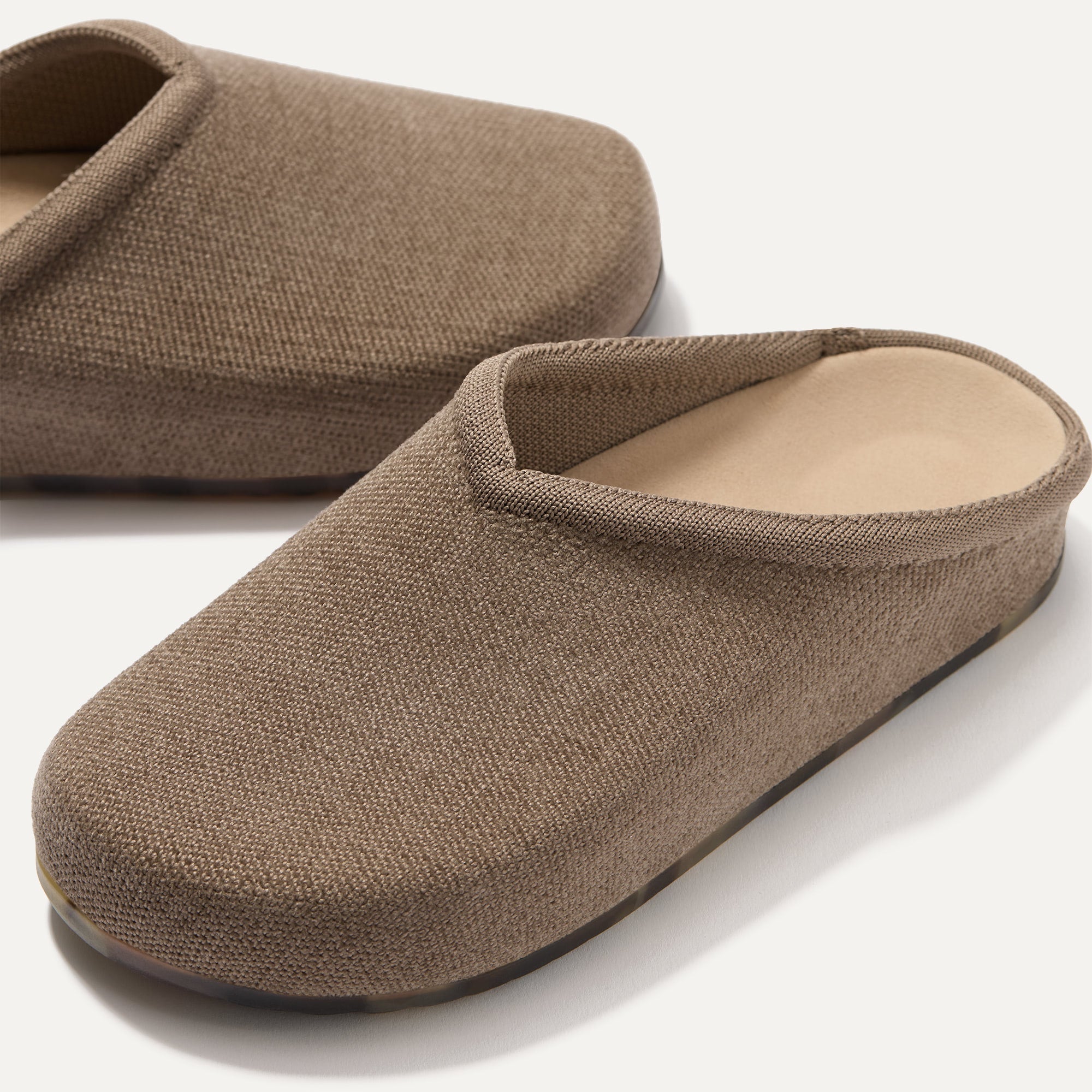 The ReVelvet™ Casual Clog - ReVelvet™ Portobello - 图片 2