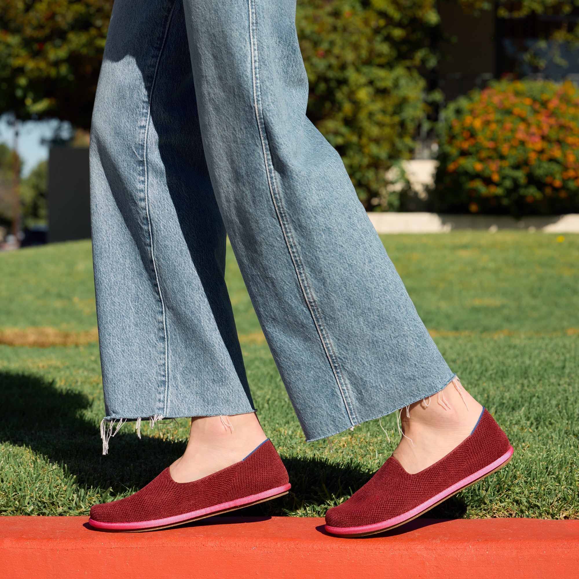 The ReVelvet™ Cruiser Loafer - ReVelvet™ Cabernet - 图片 9
