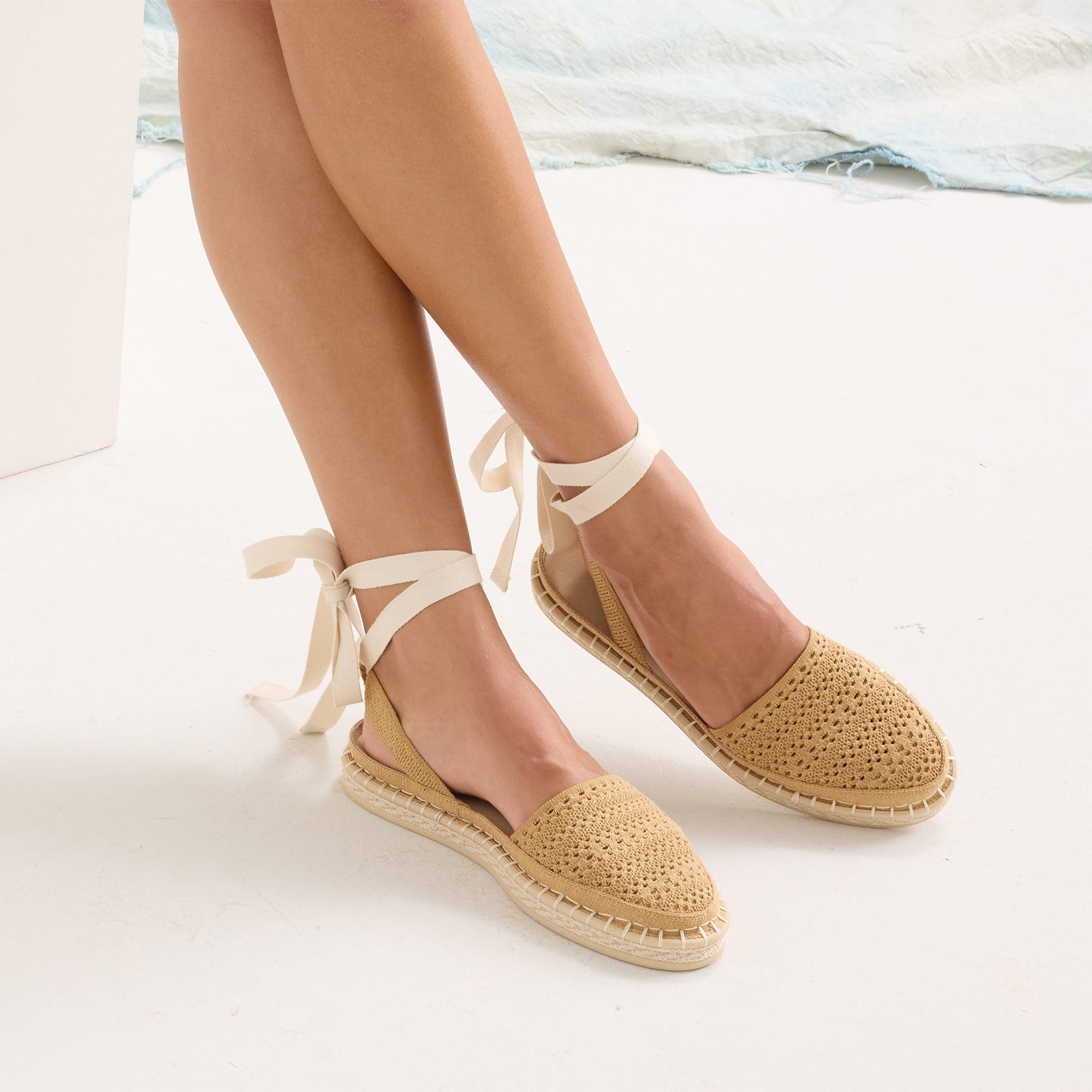 The D'Orsay Espadrille - Camel Crochet - 图片 3